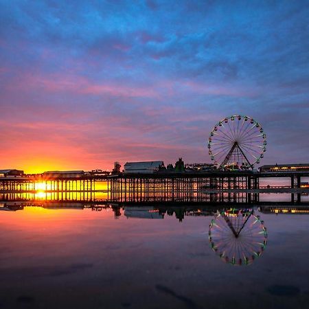The Lovatt House By Sasco Villa Blackpool Dış mekan fotoğraf